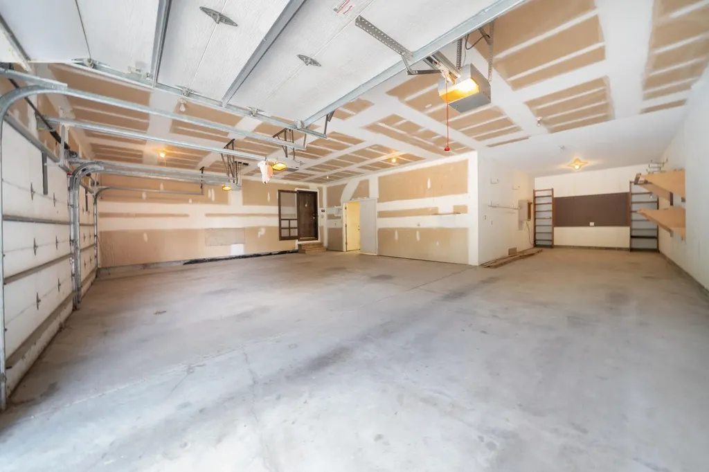 1837 N Mt Carmel Wichita KS 67203