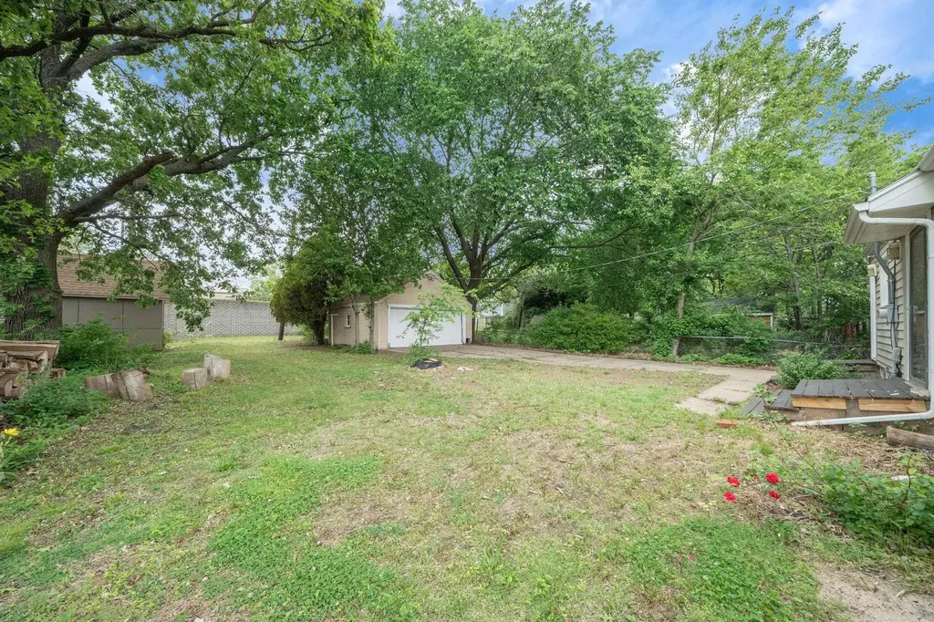 447 S Glendale Wichita KS 67218