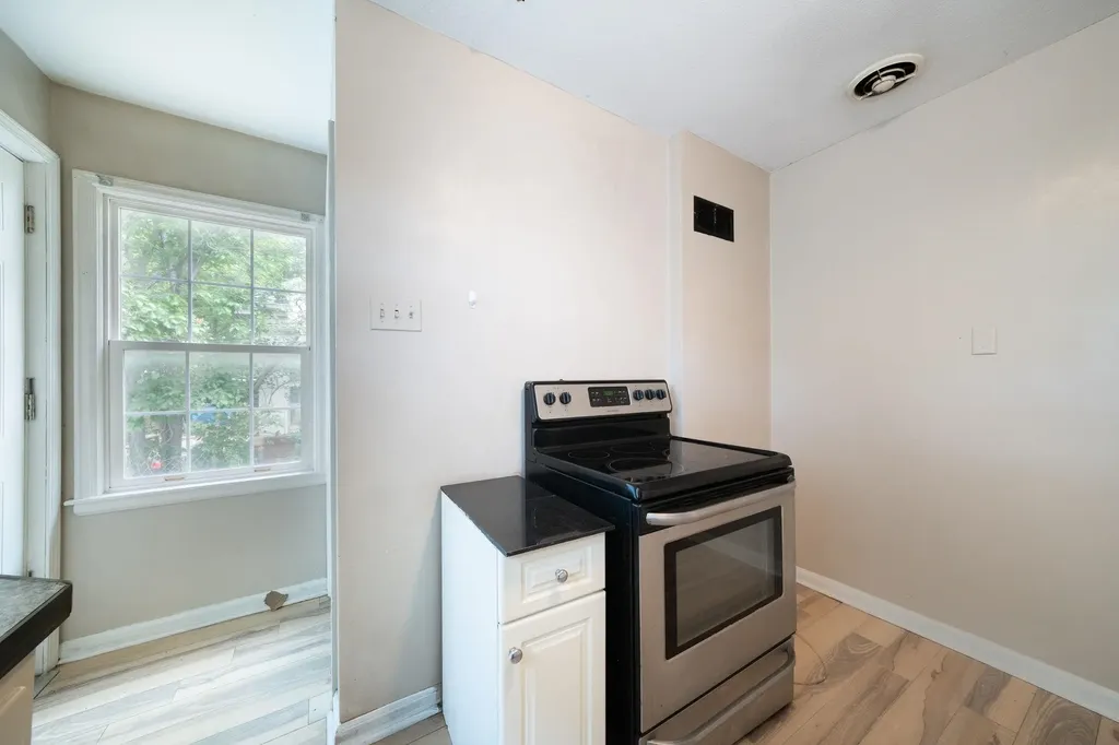 447 S Glendale Wichita KS 67218