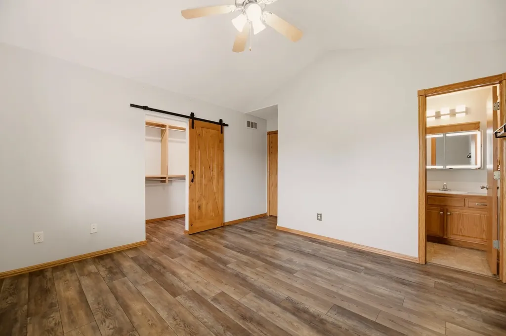 544 E 6th Avenue Cheney KS 67025