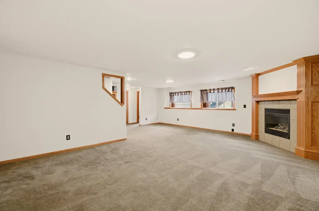 544 E 6th Avenue Cheney KS 67025