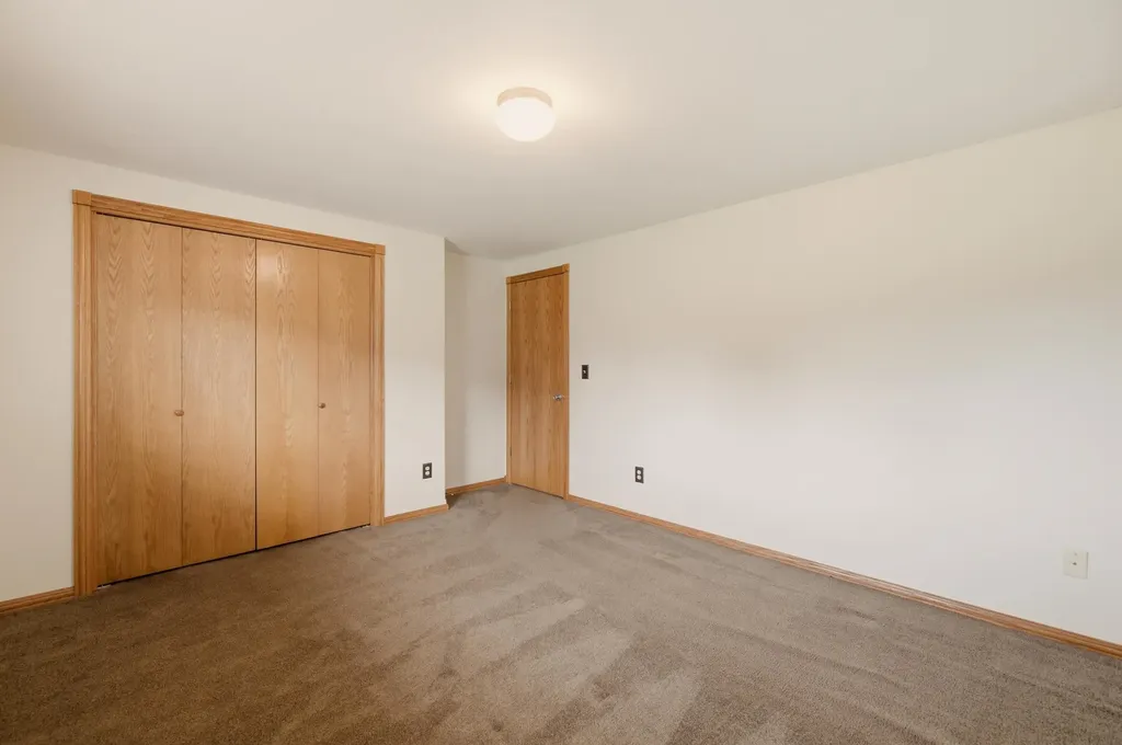 544 E 6th Avenue Cheney KS 67025