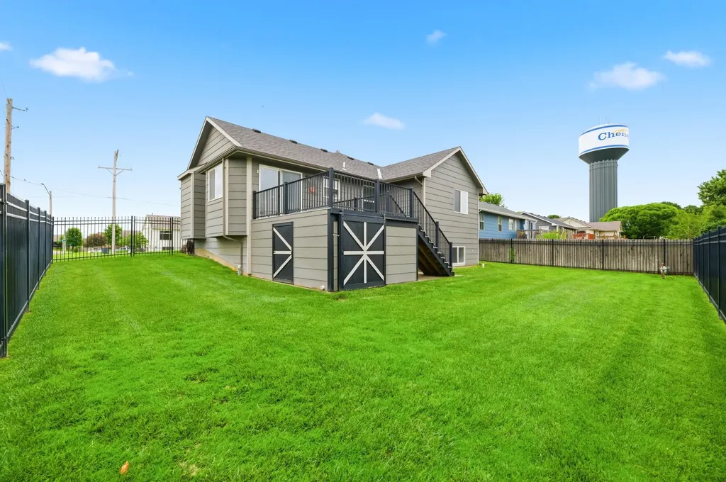 544 E 6th Avenue Cheney KS 67025