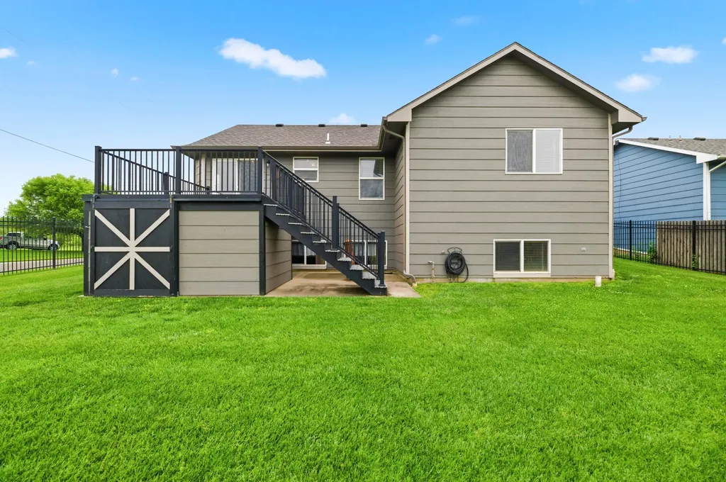 544 E 6th Avenue Cheney KS 67025