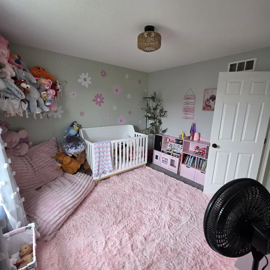 3227 S Blue Lake Court Wichita KS 67215
