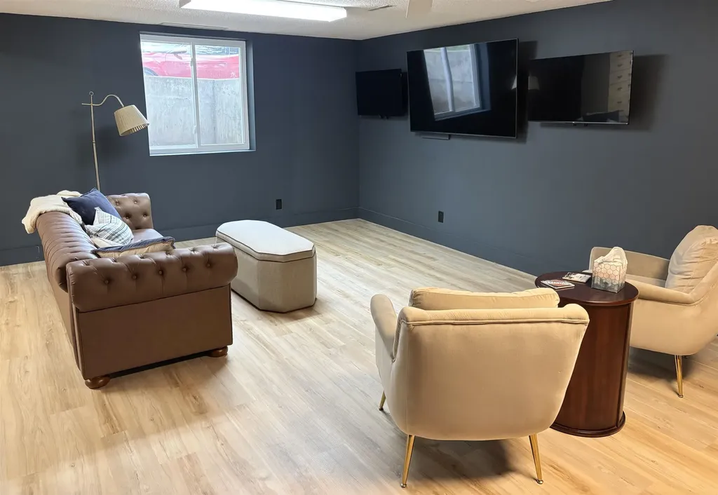 324 Locust Marion KS 66861