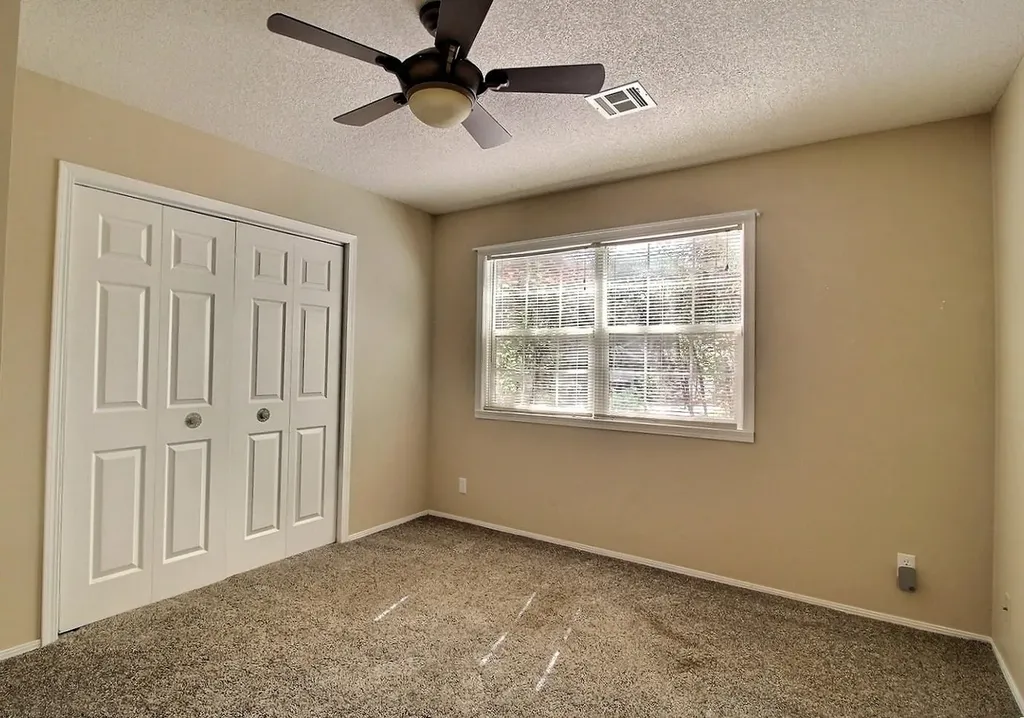 1218 N Wild Turkey Drive Derby KS 67037