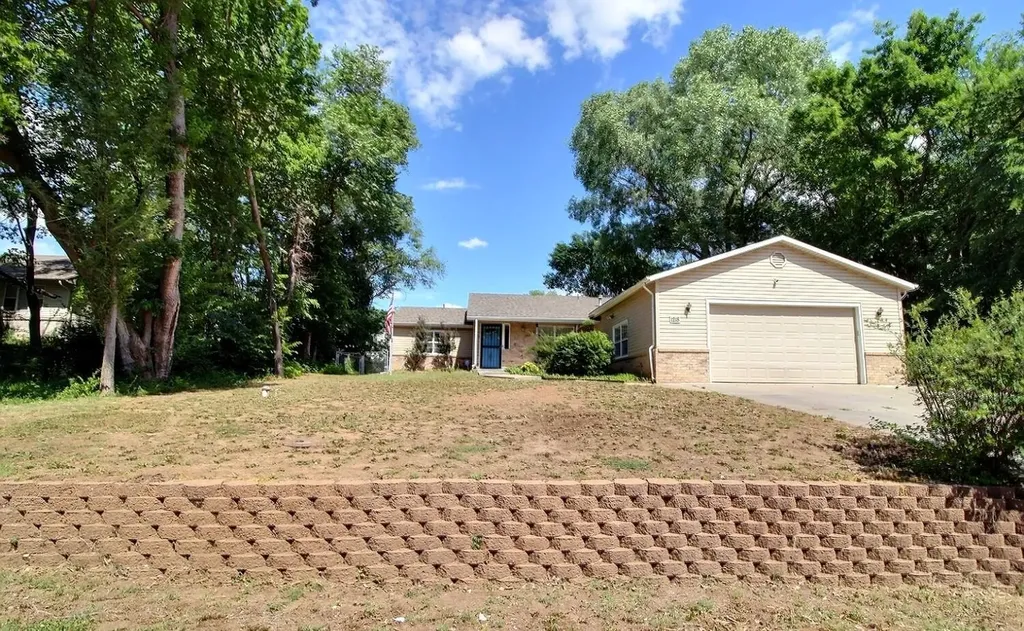 1218 N Wild Turkey Drive Derby KS 67037
