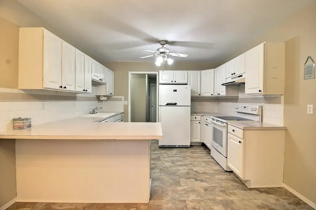 1218 N Wild Turkey Drive Derby KS 67037