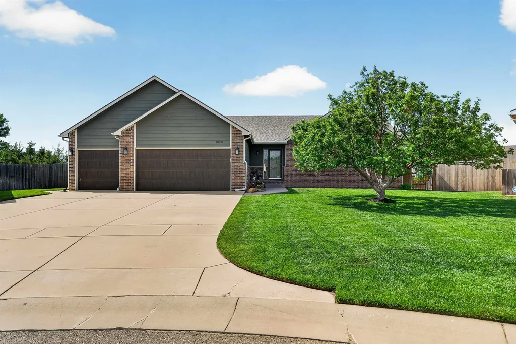 12030 W Grant Court Wichita KS 67235