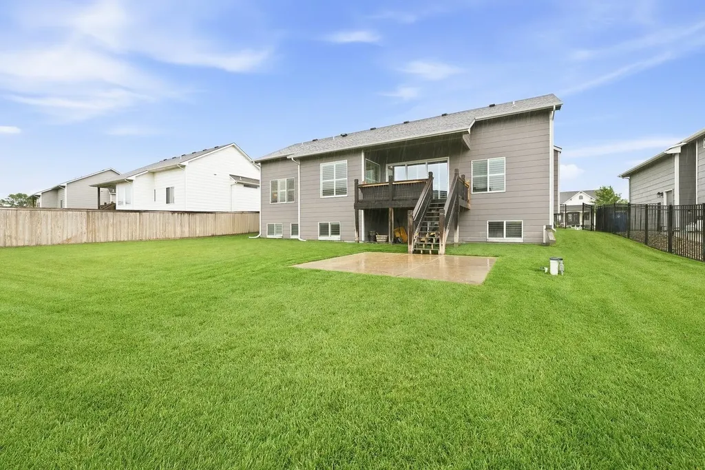 1132 W Ledgestone Street Andover KS 67002