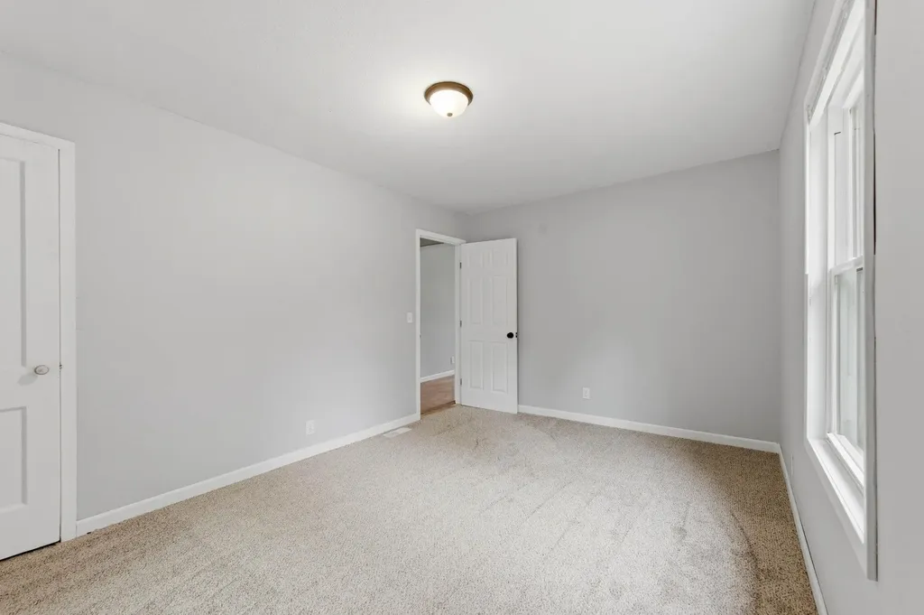 2307 E Shadybrook Lane Wichita KS 67214