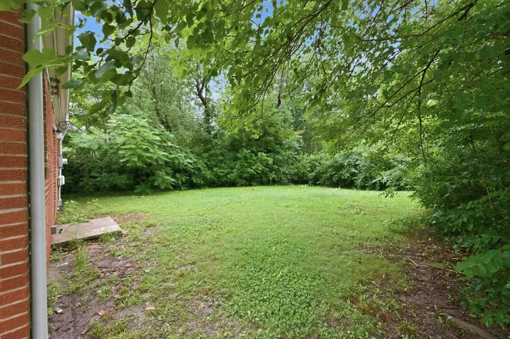 2307 E Shadybrook Lane Wichita KS 67214