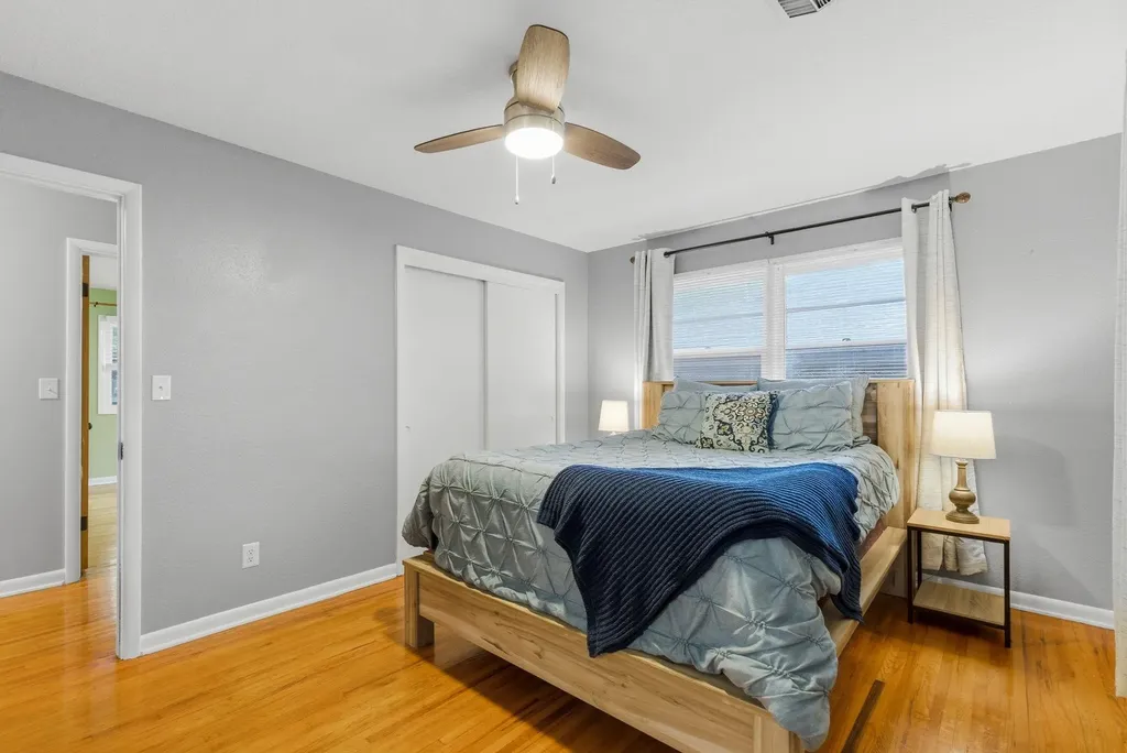 1149 N Old Manor Wichita KS 67208