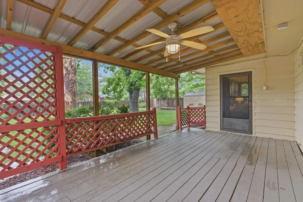 1149 N Old Manor Wichita KS 67208