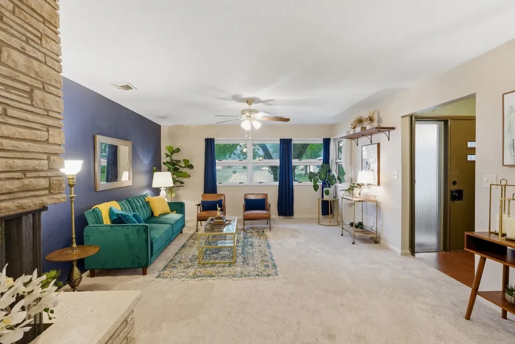 1149 N Old Manor Wichita KS 67208