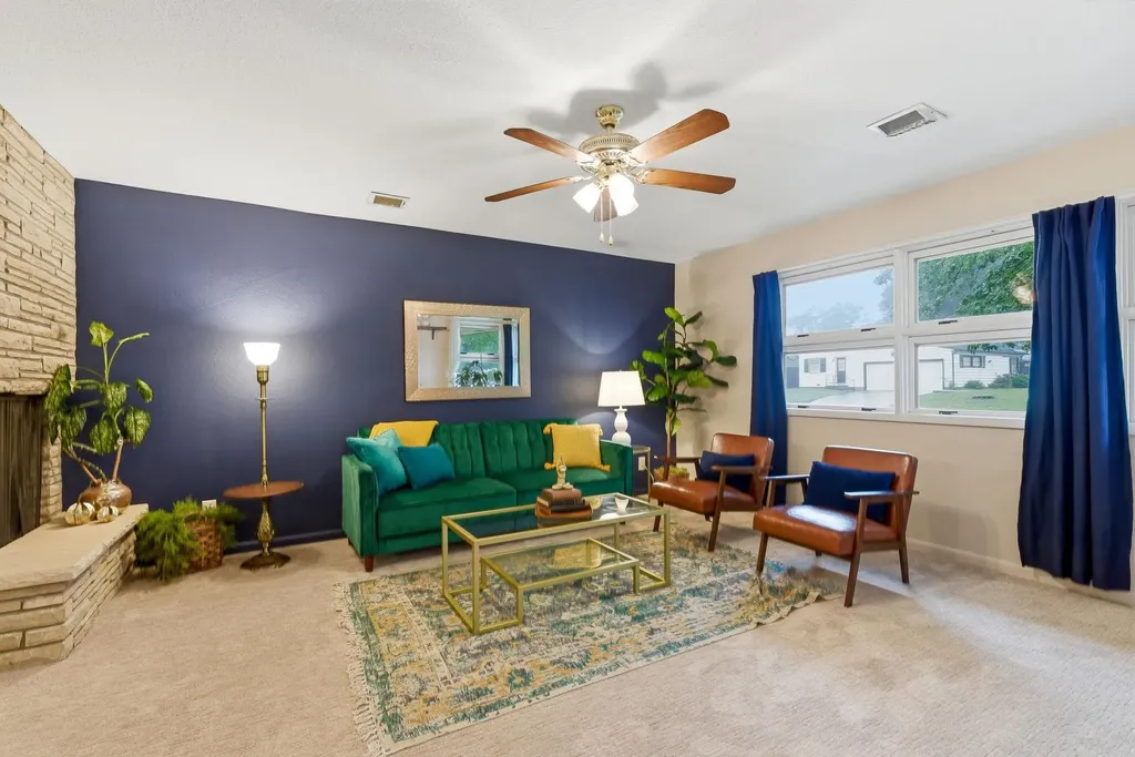1149 N Old Manor Wichita KS 67208