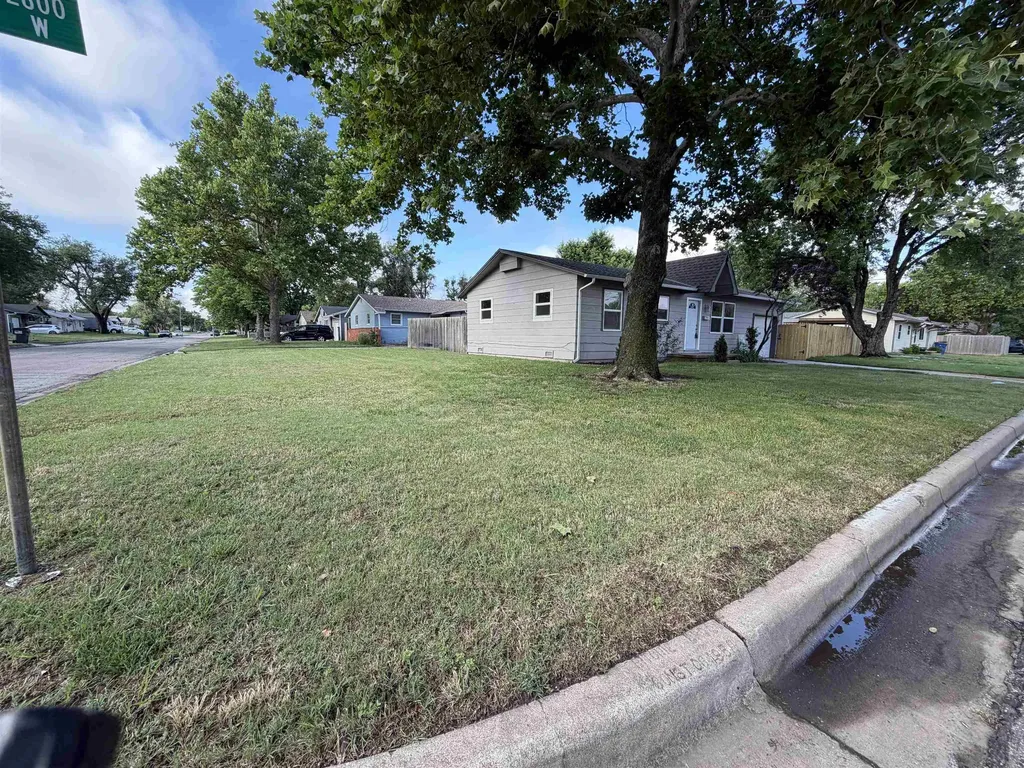 2601 W 30th Wichita KS 67217