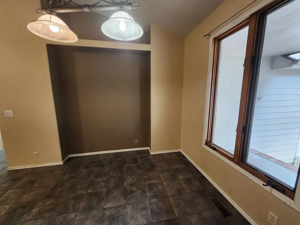 2211 S Glenhurst Court Andover KS 67002