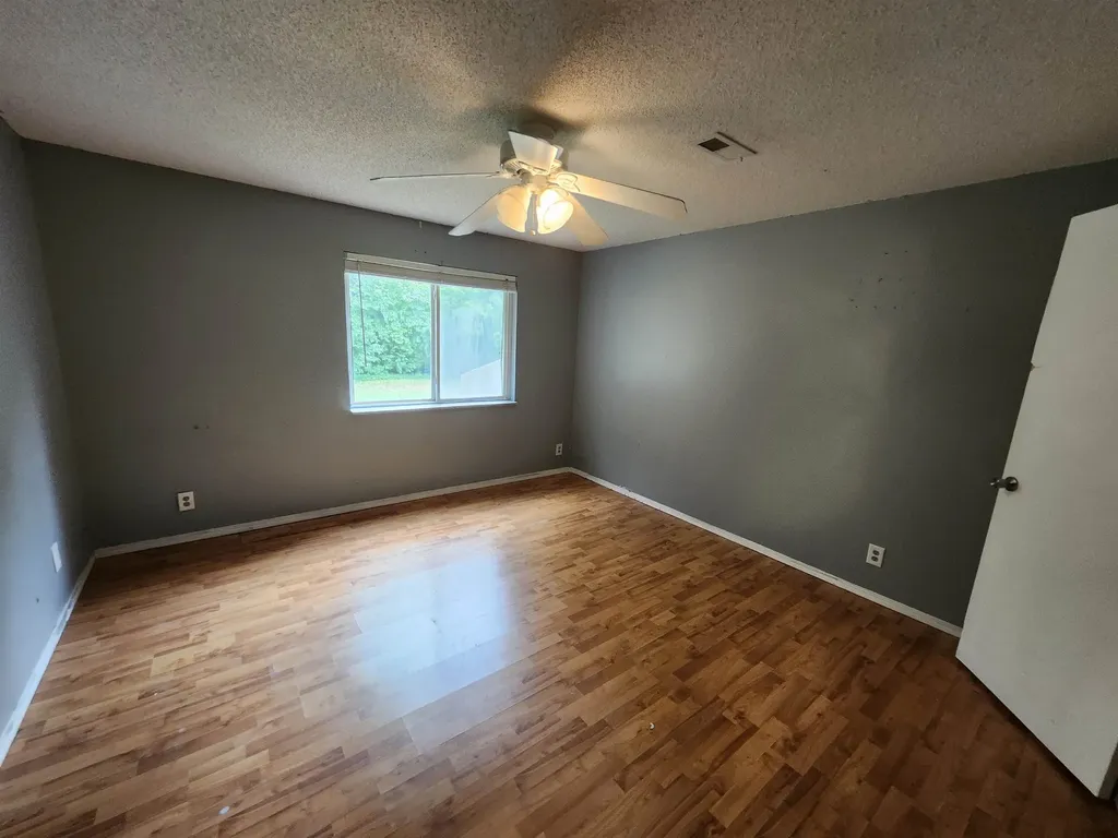 2211 S Glenhurst Court Andover KS 67002