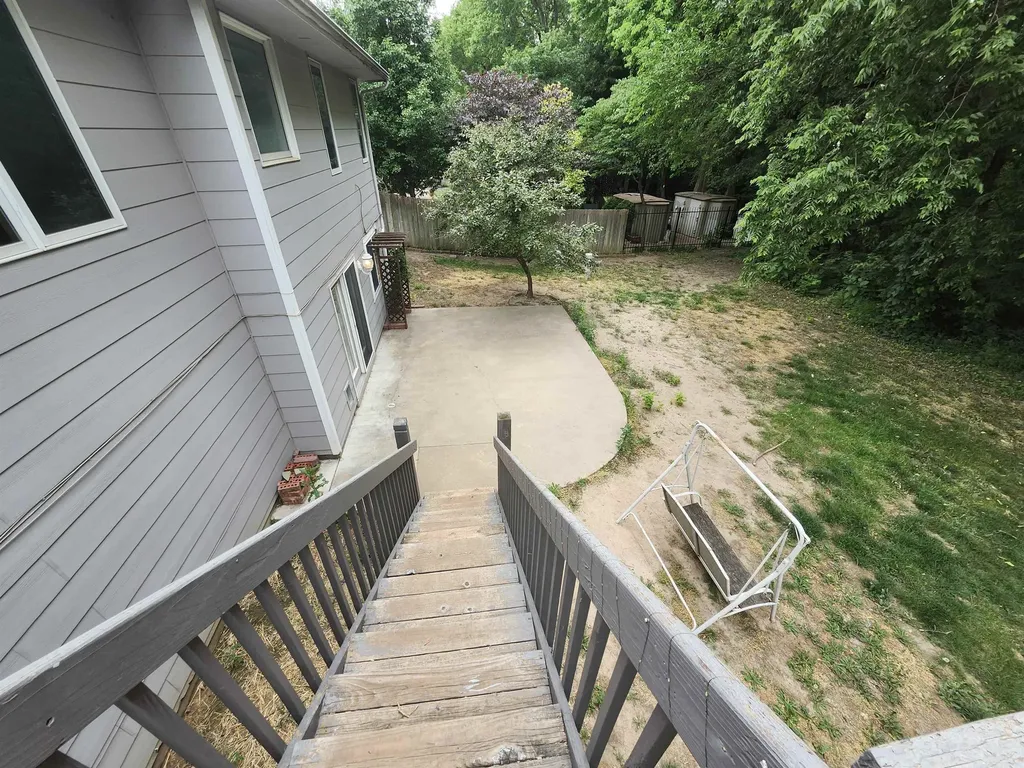 2211 S Glenhurst Court Andover KS 67002