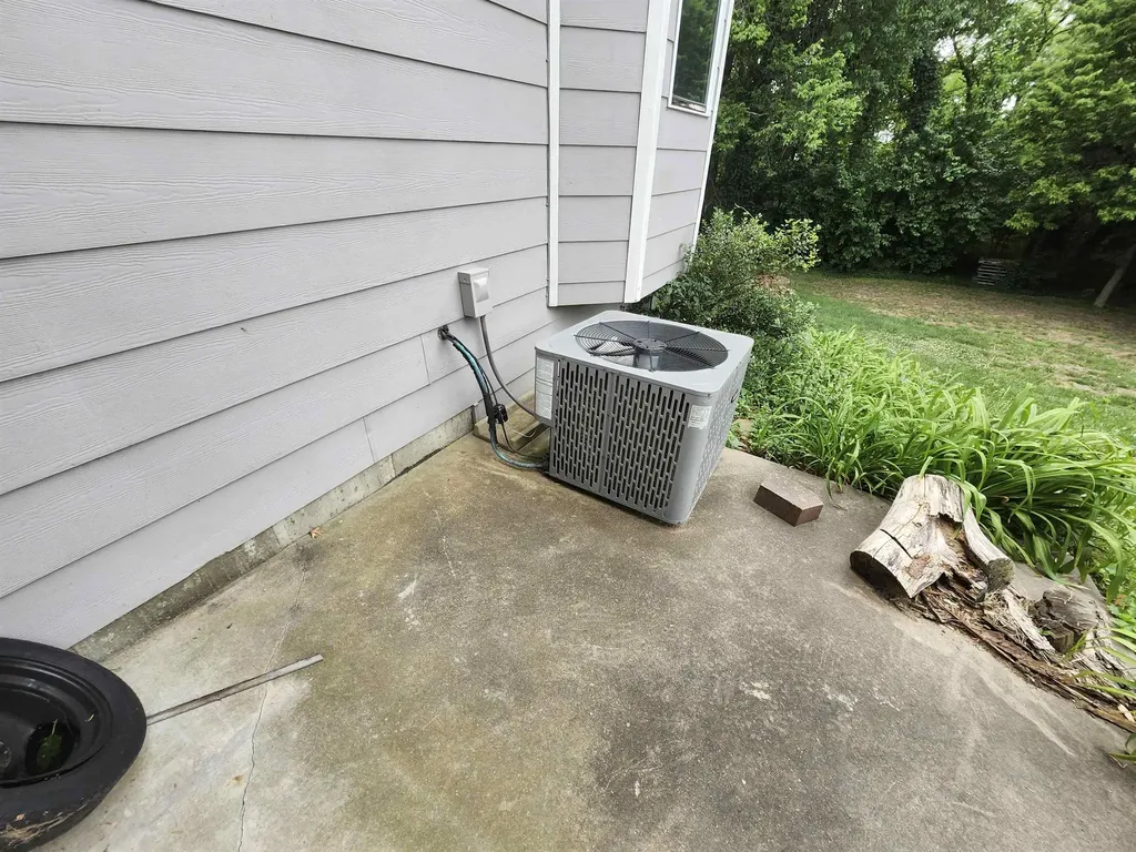 2211 S Glenhurst Court Andover KS 67002