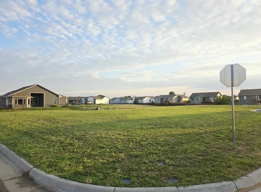 Lot 46 Block 1 Chisholm Ridge Add Clearwater KS 67206