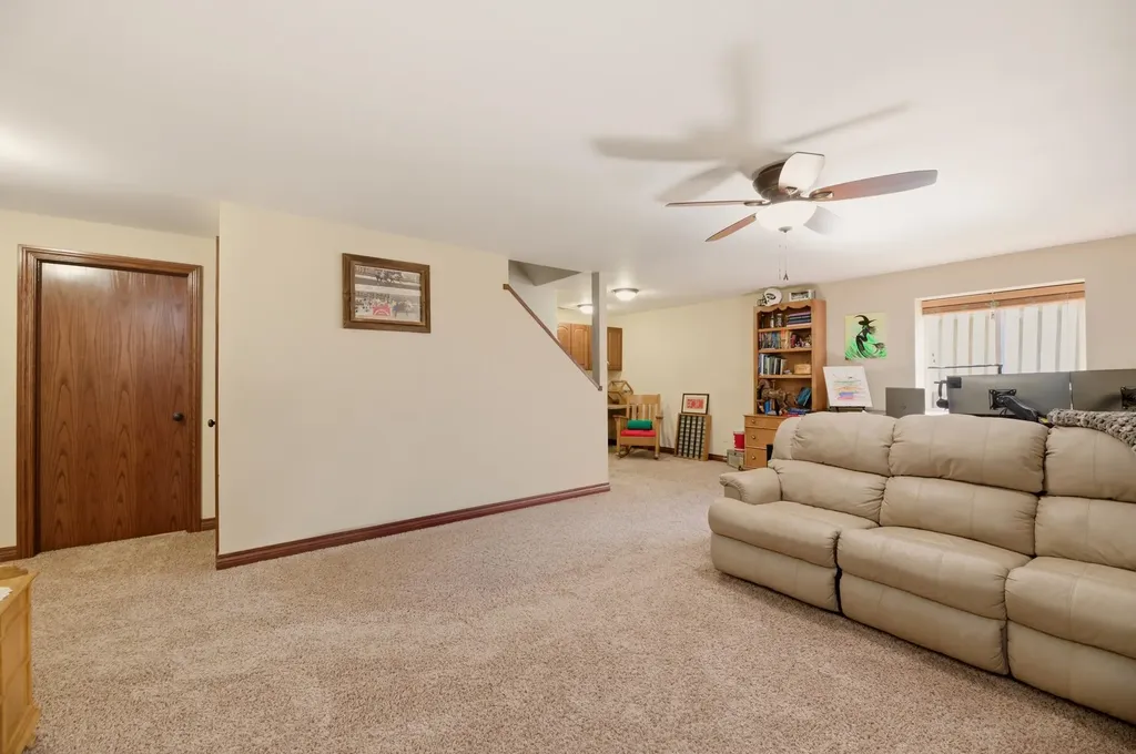 913 W 50th Street S Wichita KS 67217