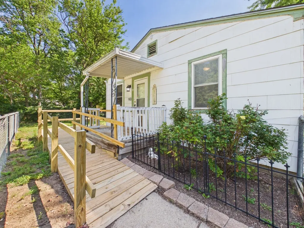 1453 S Pershing Court Wichita KS 67218