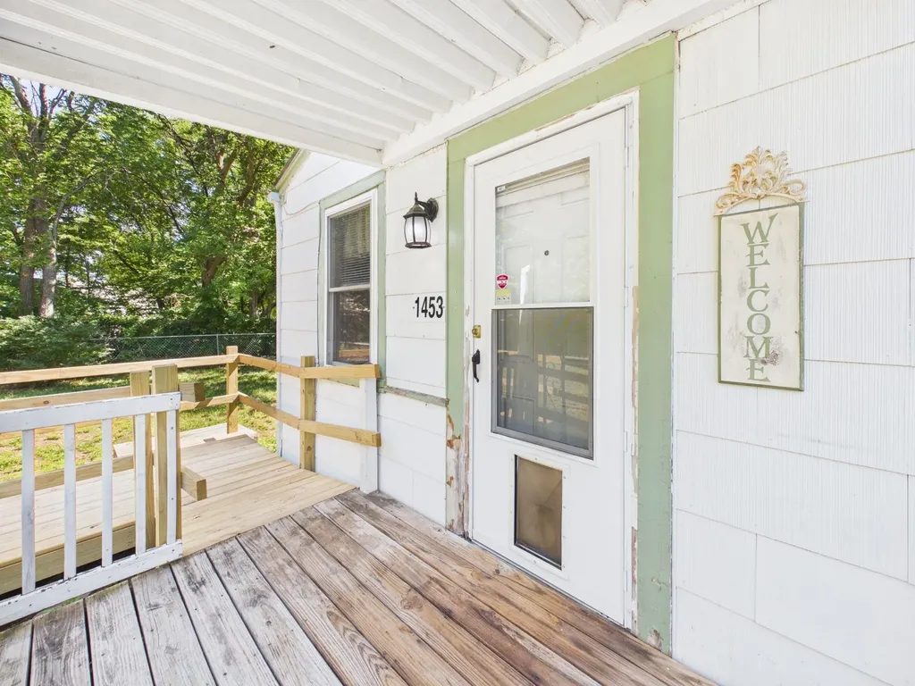 1453 S Pershing Court Wichita KS 67218