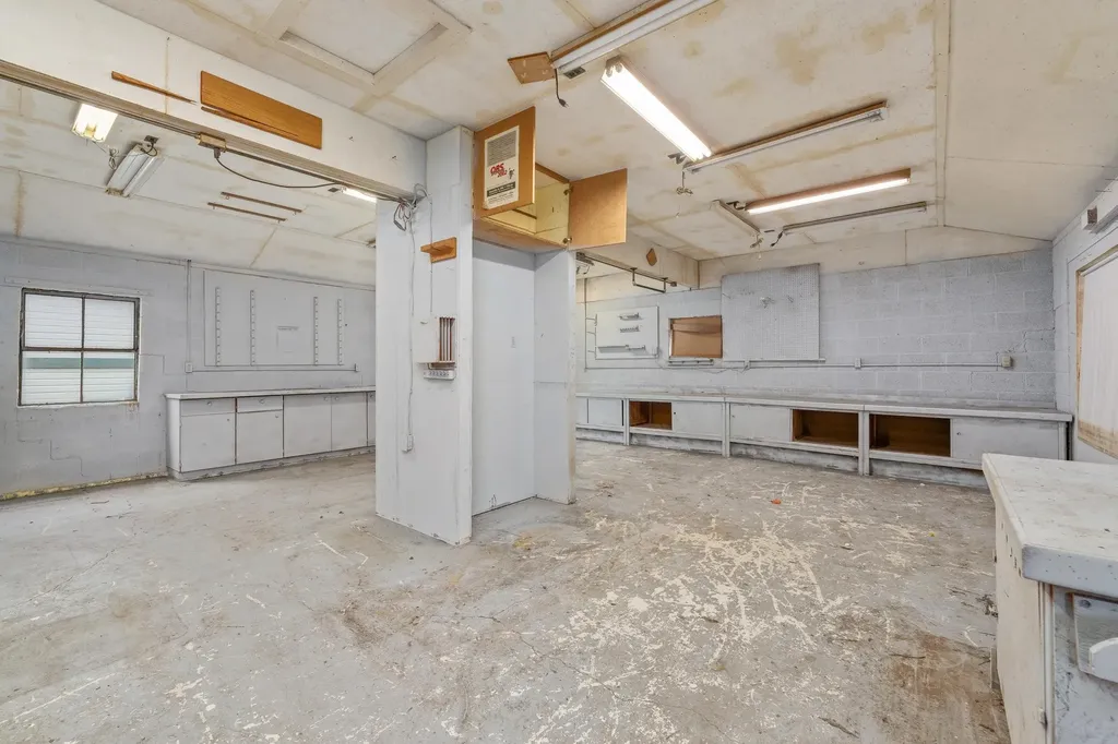 311 W 9th Winfield KS 67156