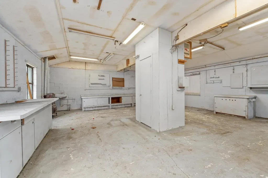 311 W 9th Avenue Winfield KS 67156
