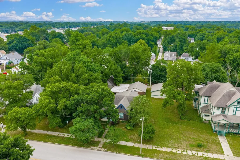 311 W 9th Winfield KS 67156
