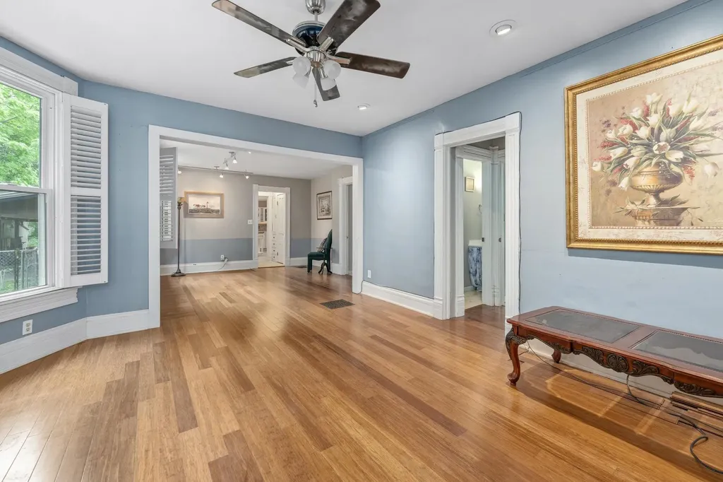 311 W 9th Winfield KS 67156