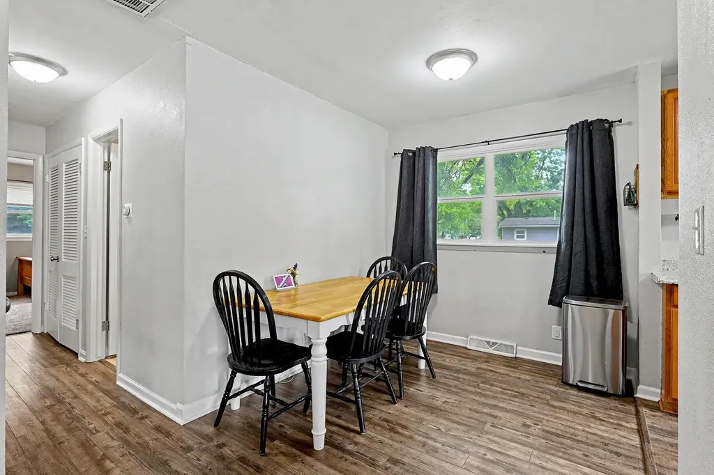 1300 E Cloverdale Drive Park City KS 67219