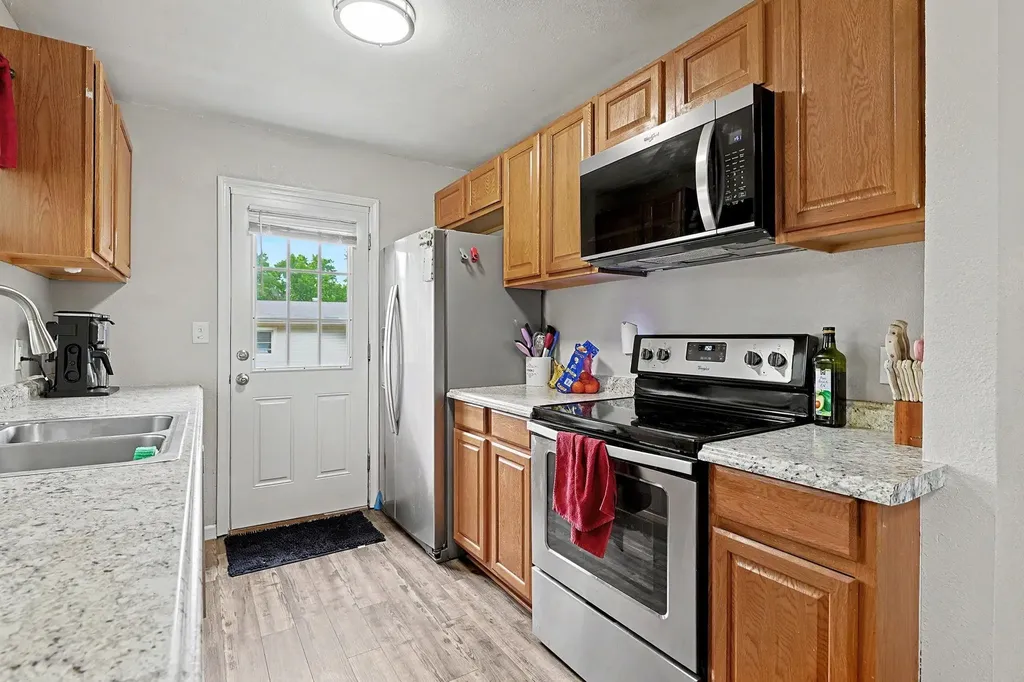 1300 E Cloverdale Drive Park City KS 67219
