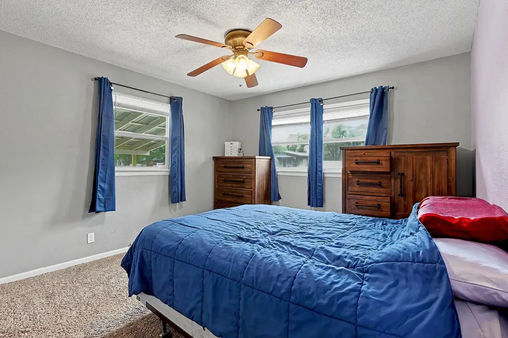 1300 E Cloverdale Drive Park City KS 67219