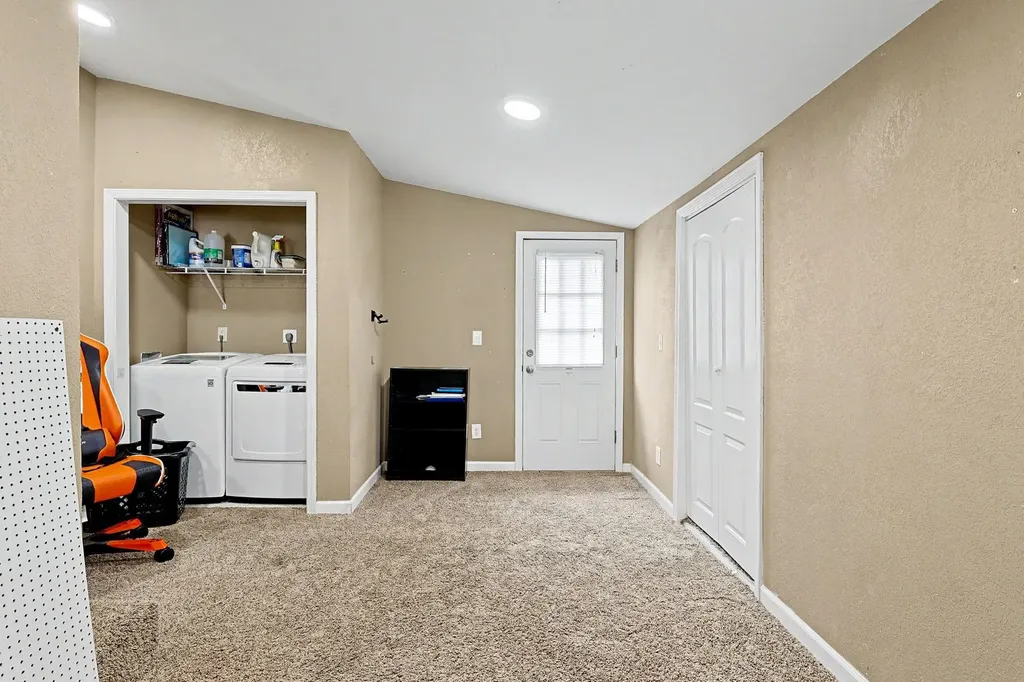 1300 E Cloverdale Drive Park City KS 67219