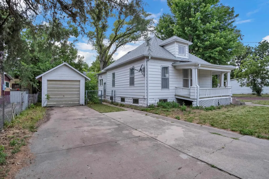 301 Old Main Newton KS 67114