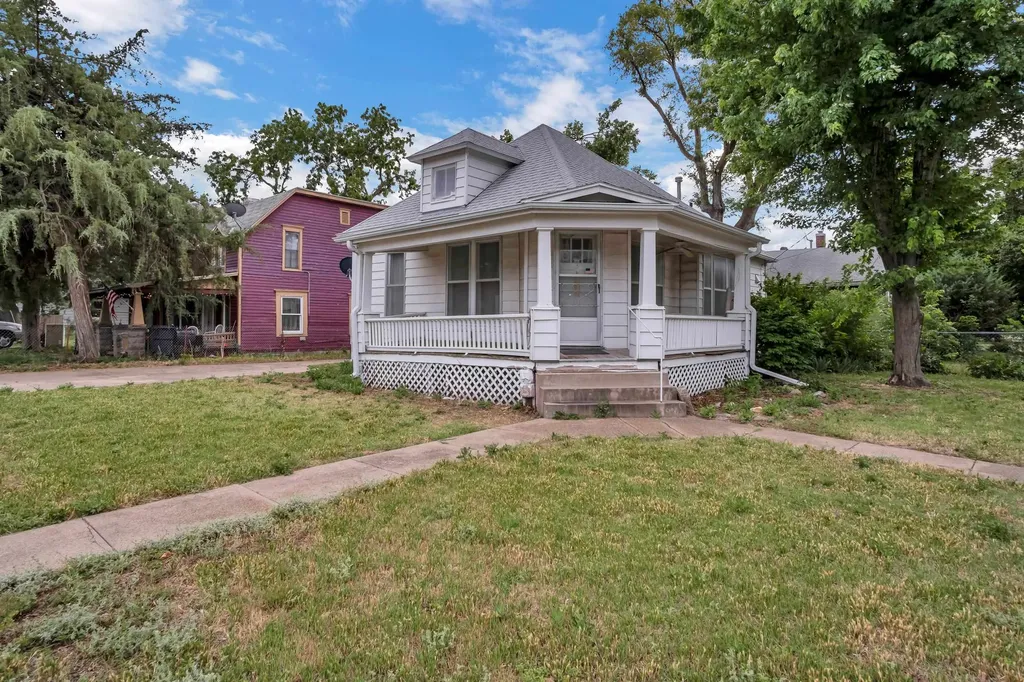 301 Old Main Newton KS 67114