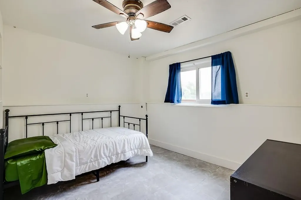2048 N Forest Park Street Derby KS 67037