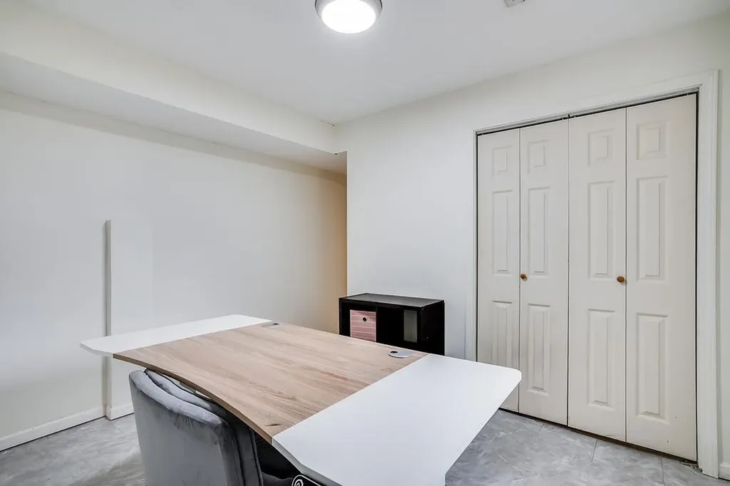 2048 N Forest Park Street Derby KS 67037