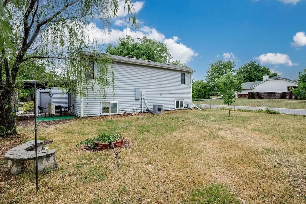 2048 N Forest Park Street Derby KS 67037