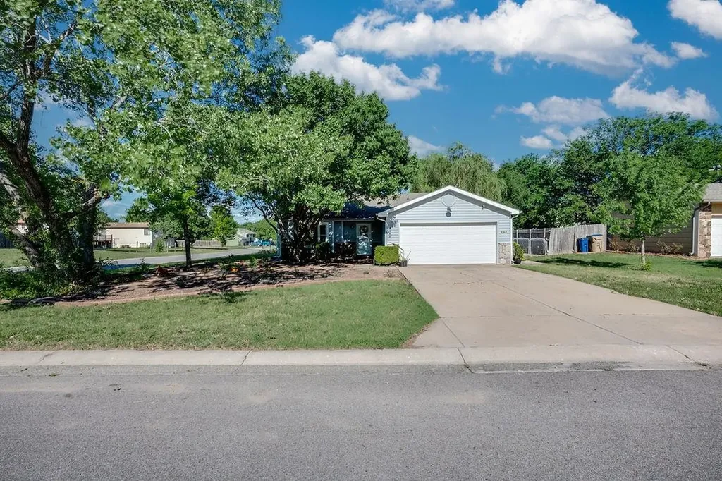 2048 N Forest Park Street Derby KS 67037