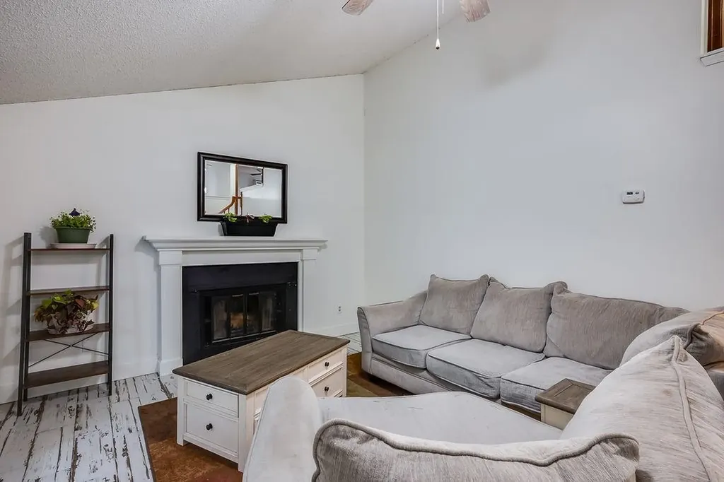 2048 N Forest Park Street Derby KS 67037