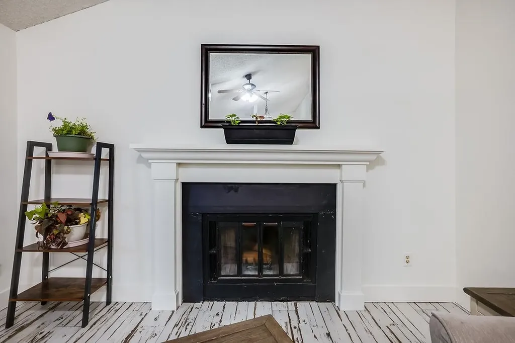 2048 N Forest Park Street Derby KS 67037