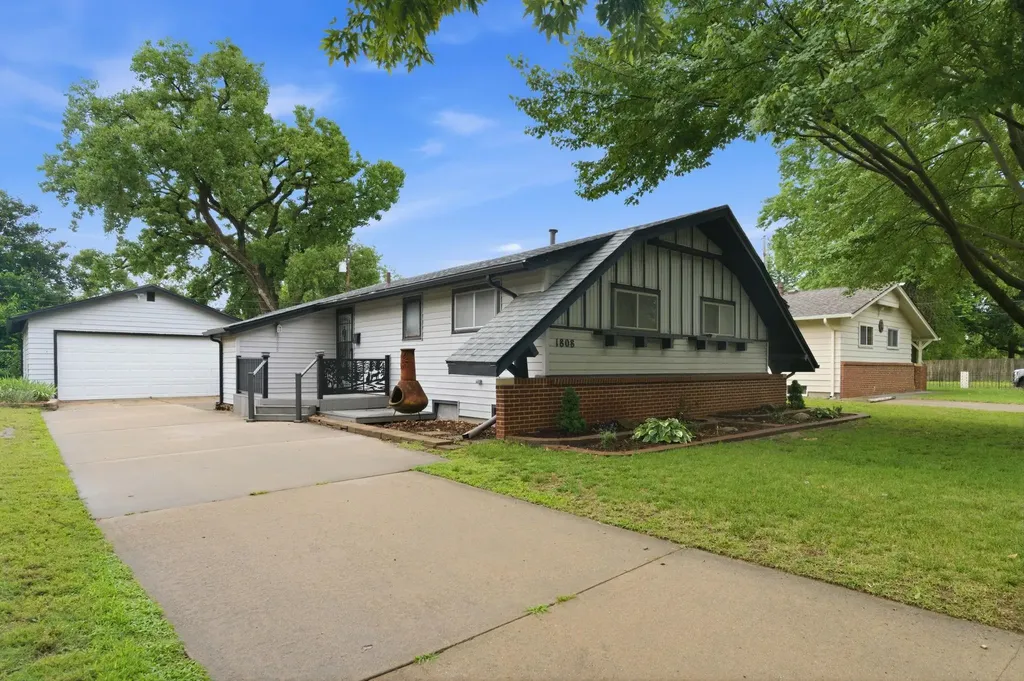 1808 N Mccomas Wichita KS 67203