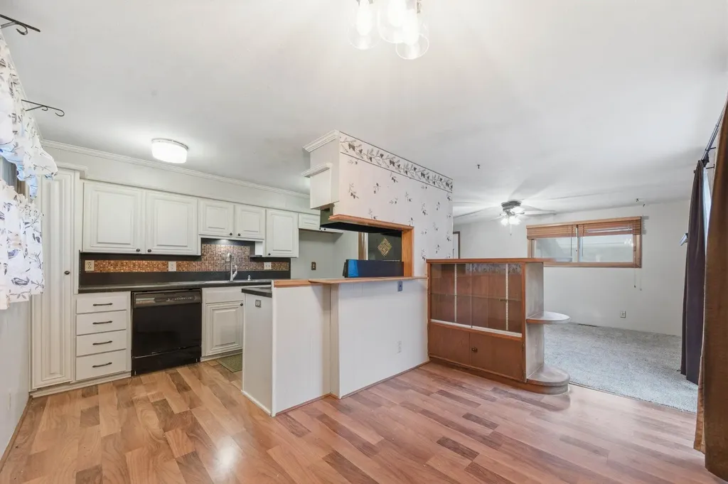 1808 N Mccomas Wichita KS 67203