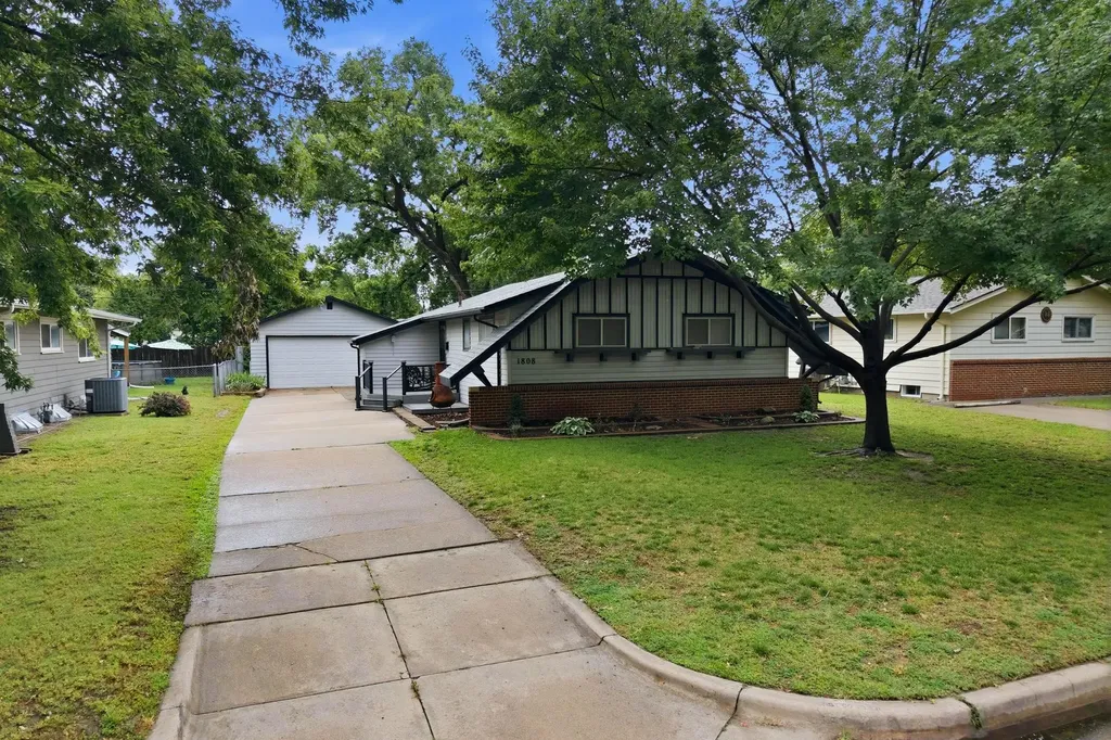 1808 N Mccomas Wichita KS 67203