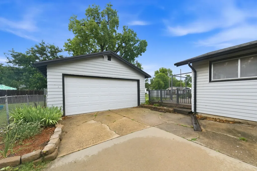 1808 N Mccomas Wichita KS 67203